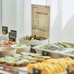 由特尼亚酒店 酒店 3*