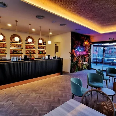 Hotel Ultonia 3*
