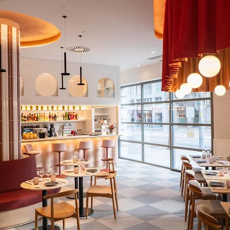 ウルトニア ホテル