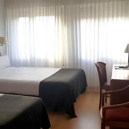 Ultonia 3* Жирона