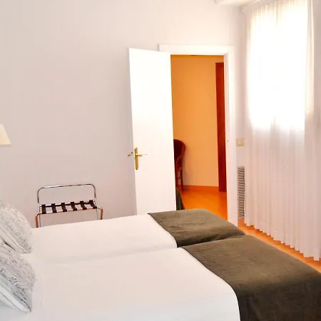 Ultonia Отель